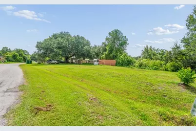 30624 Clearview Drive, Wesley Chapel, FL 33545 - Photo 8