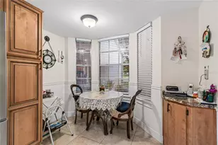 11512 Versailles Ln, Port Richey, FL 34668 - Photo 12