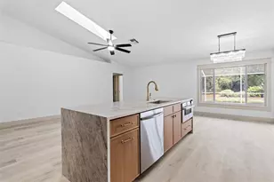 132 Gillian Dr, Spring Hill, FL 34609 - Photo 30