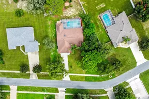 132 Gillian Dr, Spring Hill, FL 34609 - Photo 6