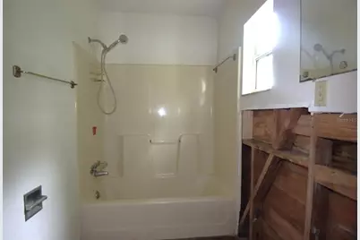 1422 W Humphrey Street, Tampa, FL 33604 - Photo 22