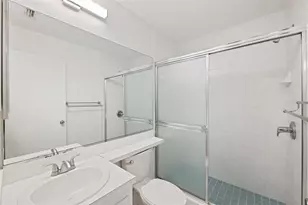 121 Lindsay Ln, Oldsmar, FL 34677 - Photo 20