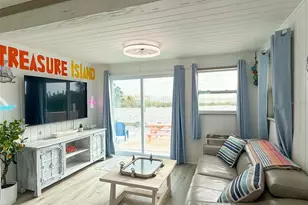 12609 Sunshine Ln, Treasure Island, FL 33706 - Photo 36
