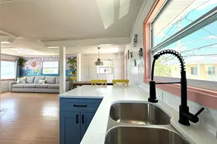 12609 Sunshine Ln, Treasure Island, FL 33706 - Photo 18