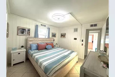 12609 Sunshine Lane, Treasure Island, FL 33706 - Photo 24