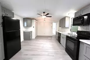 9860 Golden Loop, New Port Richey, FL 34654 - Photo 12