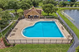 9186 Lake Chase Island Way, Tampa, FL 33626 - Photo 18
