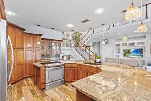 15709 Century Dr, Hudson, FL 34667 - Photo 12