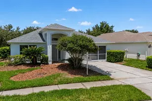 1121 Winding Willow Dr, Trinity, FL 34655 - Photo 2