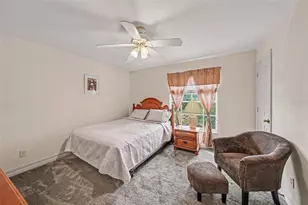 9723 Yeshua Way, Tampa, FL 33618 - Photo 40