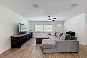 7022 W Crestview Ln, Crystal River, FL 34429 - Photo 6