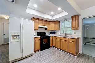 7022 W Crestview Ln, Crystal River, FL 34429 - Photo 10