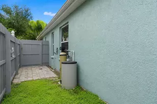 8620 Persea Ct, New Port Richey, FL 34655 - Photo 6