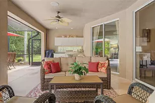12146 Walstone Ct, Trinity, FL 34655 - Photo 4