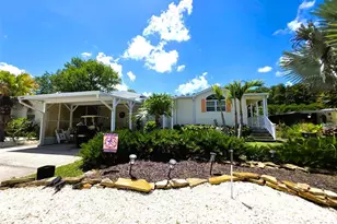 20952 Little Magens Loop, Lutz, FL 33558 - Photo 2