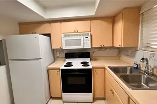 801 83rd Ave N, Saint Petersburg, FL 33702 - Photo 4