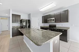 3915 Bramblewood Loop, Spring Hill, FL 34609 - Photo 14