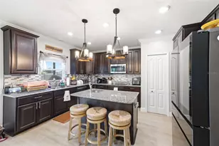 8415 Olive Brook Dr, Wesley Chapel, FL 33545 - Photo 12