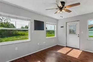 7934 Adelaide Loop, New Port Richey, FL 34655 - Photo 36