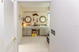 7438 Gates Cir, Spring Hill, FL 34606 - Photo 24