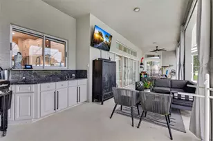 10017 Scarlett Ct, Weeki Wachee, FL 34613 - Photo 54