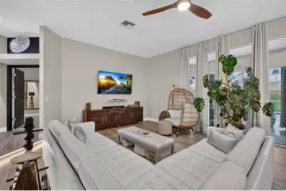 10017 Scarlett Court, Weeki Wachee, FL 34613 - Photo 10