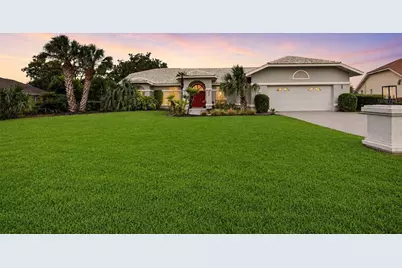 10017 Scarlett Court, Weeki Wachee, FL 34613 - Photo 4