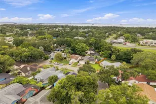2475 Gulf Breeze Cir, Palm Harbor, FL 34683 - Photo 68