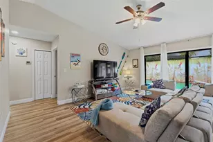 2475 Gulf Breeze Cir, Palm Harbor, FL 34683 - Photo 28