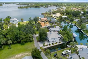 1035 N Appalachian Terrace, Crystal River, FL 34429 - Photo 2