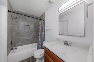 643 Haven Pl, Tarpon Springs, FL 34689 - Photo 18