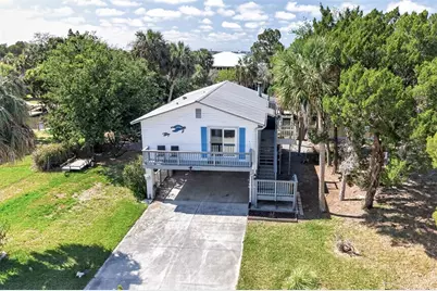 12122 W Gulf Breeze Court, Crystal River, FL 34429 - Photo 2