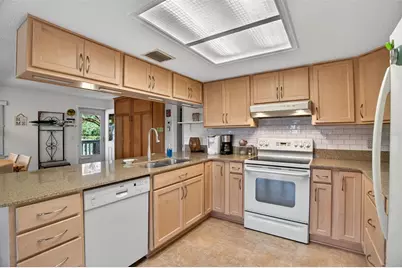 12122 W Gulf Breeze Court, Crystal River, FL 34429 - Photo 18