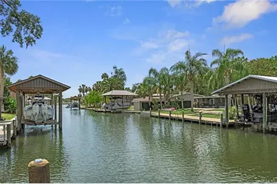 9205 W Harbor Isle Court, Crystal River, FL 34429 - Photo 6