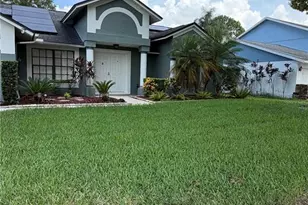 3221 Oakwood Pl, Tarpon Springs, FL 34688 - Photo 2