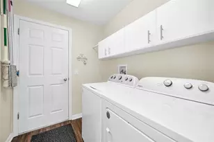 1553 Arlington Oaks Ct, New Port Richey, FL 34655 - Photo 32