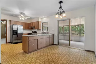 6095 Zirkels Cir, Brooksville, FL 34604 - Photo 10
