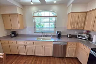 225 Royal Palm Way, Spring Hill, FL 34608 - Photo 4
