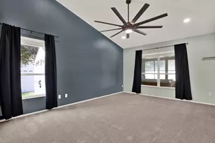 1427 Bay View St, Tarpon Springs, FL 34689 - Photo 28