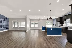 1427 Bay View St, Tarpon Springs, FL 34689 - Photo 26