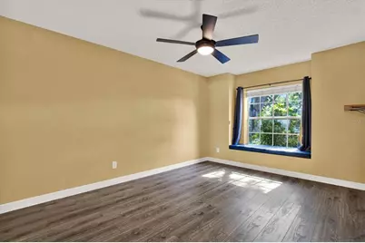 1427 Bay View Street, Tarpon Springs, FL 34689 - Photo 38
