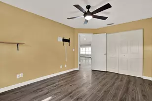 1427 Bay View St, Tarpon Springs, FL 34689 - Photo 40