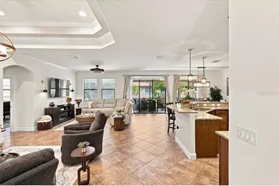 4508 Grand Lakeside Drive E, Palm Harbor, FL 34684 - Photo 10