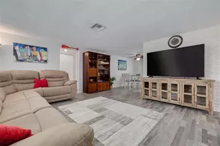 7239 Vienna Ln, Port Richey, FL 34668 - Photo 8