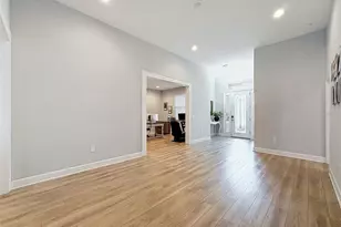 1930 Deep Creek Dr, Lakeland, FL 33810 - Photo 14