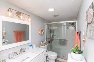 11140 Carriage Hill Dr, Port Richey, FL 34668 - Photo 12