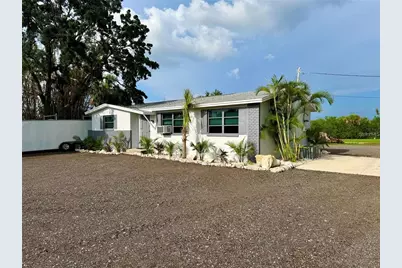1322 N Pinellas Avenue, Tarpon Springs, FL 34689 - Photo 4