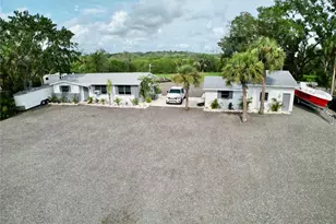 1322 N Pinellas Ave, Tarpon Springs, FL 34689 - Photo 12