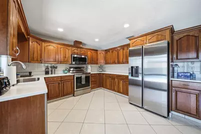 1403 Garden Avenue, Tarpon Springs, FL 34689 - Photo 14