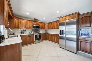 1403 Garden Ave, Tarpon Springs, FL 34689 - Photo 14